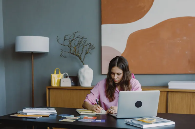 The Invisible Advantage: Why the Most Powerful Creatives You've Never Heard Of Are Winning on Purpose